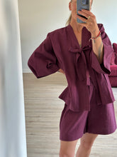 Afbeelding in Gallery-weergave laden, BOWIE ROBE - Aubergine