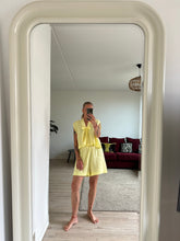 Afbeelding in Gallery-weergave laden, SET: SUE WAISTCOAT & NOVÈL SHORT - Yellow moussline