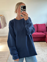 Afbeelding in Gallery-weergave laden, RUBY LONGSLEEVE - Navy