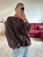Afbeelding in Gallery-weergave laden, MARLEY SWEATER - Chocolate brown