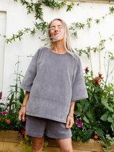 Afbeelding in Gallery-weergave laden, LENNY T-SHIRT - Grey
