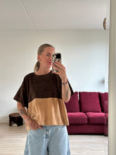Afbeelding in Gallery-weergave laden, ABBY T-SHIRT - Unique piece 7

