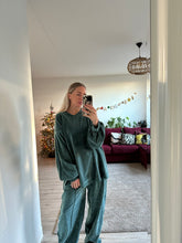 Afbeelding in Gallery-weergave laden, ROWAN SWEATER - Dusty petrol
