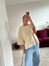 Afbeelding in Gallery-weergave laden, LENNY T-SHIRT - Ecru
