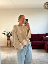 Afbeelding in Gallery-weergave laden, JAZZ SWEATER - Champagne
