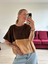 Afbeelding in Gallery-weergave laden, ABBY T-SHIRT - Unique piece 7
