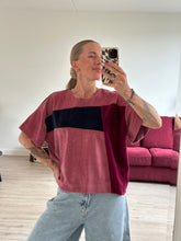 Afbeelding in Gallery-weergave laden, ABBY T-SHIRT - Unique piece 8
