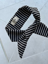 Afbeelding in Gallery-weergave laden, SCARF - Stripes

