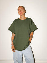Afbeelding in Gallery-weergave laden, LOVA T-SHIRT - Khaki

