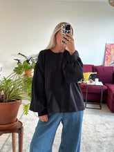 Afbeelding in Gallery-weergave laden, MARLEY SWEATER - Black
