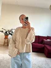 Afbeelding in Gallery-weergave laden, JAZZ SWEATER - Champagne
