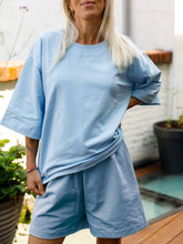 Afbeelding in Gallery-weergave laden, LENNY T-SHIRT - Light blue
