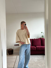 Afbeelding in Gallery-weergave laden, LENNY T-SHIRT - Ecru
