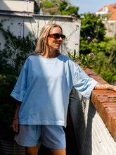 Afbeelding in Gallery-weergave laden, LENNY T-SHIRT - Light blue
