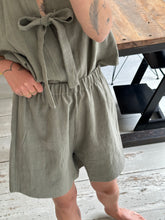 Afbeelding in Gallery-weergave laden, NOVÈL SHORTS - Khaki
