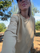 Afbeelding in Gallery-weergave laden, HOLLY LONGSLEEVE - Beige
