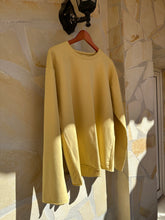 Afbeelding in Gallery-weergave laden, HOLLY LONGSLEEVE - Dusty yellow

