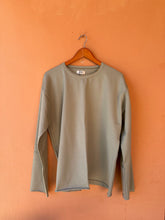 Afbeelding in Gallery-weergave laden, HOLLY LONGSLEEVE - Earth khaki
