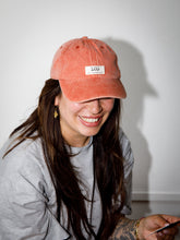 Afbeelding in Gallery-weergave laden, LOD CAP - Dusty orange
