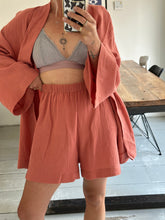 Afbeelding in Gallery-weergave laden, NOVÈL SHORTS - Peach pink
