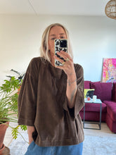 Afbeelding in Gallery-weergave laden, LENNY T-SHIRT - Brown
