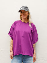 Afbeelding in Gallery-weergave laden, COCO T-SHIRT - Purple
