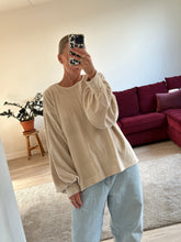 Afbeelding in Gallery-weergave laden, MARLEY SWEATER - Ecru
