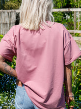 Afbeelding in Gallery-weergave laden, LOVA T-SHIRT - Old pink
