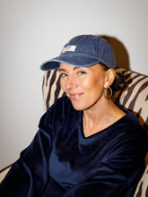 Afbeelding in Gallery-weergave laden, LOD CAP - DUSTY JEANS
