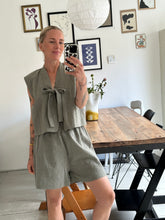 Afbeelding in Gallery-weergave laden, NOVÈL SHORTS - Khaki
