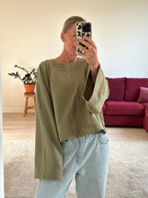 Afbeelding in Gallery-weergave laden, JAZZ SWEATER - Olive
