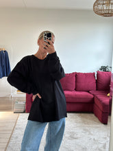 Afbeelding in Gallery-weergave laden, RUBY LONGSLEEVE - Black

