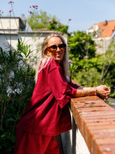 Afbeelding in Gallery-weergave laden, LENNY T-SHIRT - Wine red
