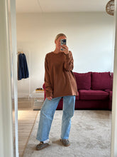 Afbeelding in Gallery-weergave laden, RUBY LONGSLEEVE - Cinnamon
