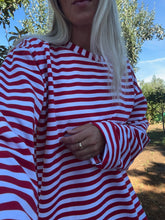 Afbeelding in Gallery-weergave laden, HOLLY LONGSLEEVE - Stripes red
