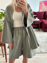 Afbeelding in Gallery-weergave laden, LOU SHORTS - Khaki
