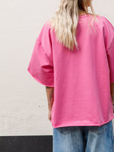 Afbeelding in Gallery-weergave laden, COCO T-SHIRT - Pink
