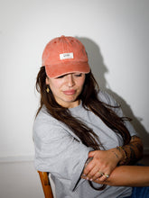 Afbeelding in Gallery-weergave laden, LOD CAP - Dusty orange
