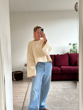 Afbeelding in Gallery-weergave laden, JAZZ SWEATER - Ecru
