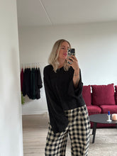 Afbeelding in Gallery-weergave laden, JAZZ SWEATER - Glitter
