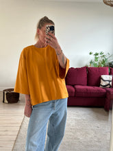 Afbeelding in Gallery-weergave laden, LENNY T-SHIRT - Corn
