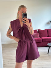 Afbeelding in Gallery-weergave laden, NOVÈL SHORTS - Aubergine
