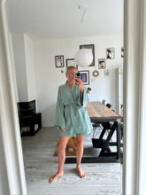 Afbeelding in Gallery-weergave laden, NOVÈL SHORTS - Mint green
