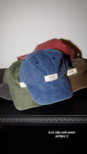 Afbeelding in Gallery-weergave laden, LOD CAP - DUSTY JEANS
