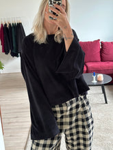 Afbeelding in Gallery-weergave laden, JAZZ SWEATER - Black
