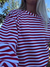 Afbeelding in Gallery-weergave laden, HOLLY LONGSLEEVE - Stripes red

