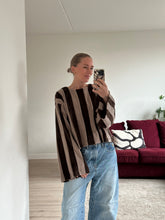 Afbeelding in Gallery-weergave laden, JAZZ SWEATER - Brown/beige velvet
