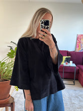 Afbeelding in Gallery-weergave laden, LENNY T-SHIRT - Black
