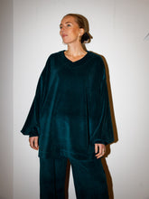 Afbeelding in Gallery-weergave laden, ROWAN SWEATER - Bottle
