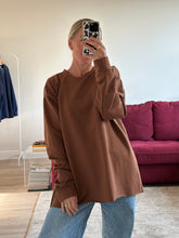 Afbeelding in Gallery-weergave laden, RUBY LONGSLEEVE - Cinnamon
